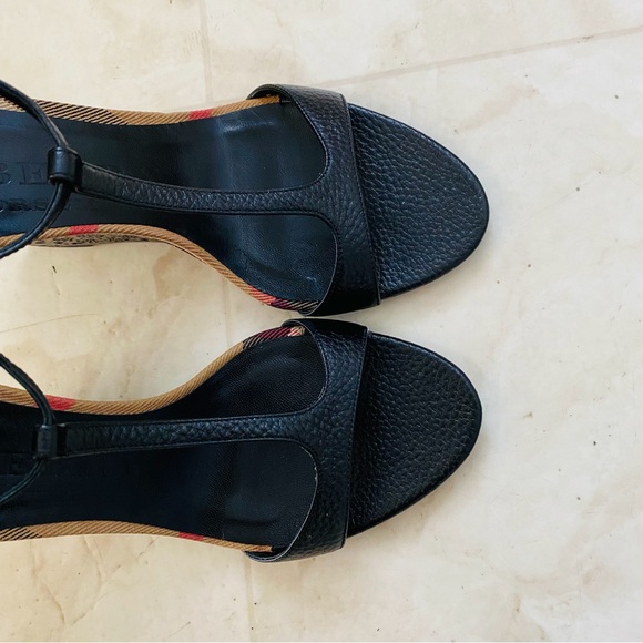 $750 Burberry Prorsum Hobart Nova Check Black Leather T-Strap Wedge Sandals 8.5 - Picture 8 of 14
